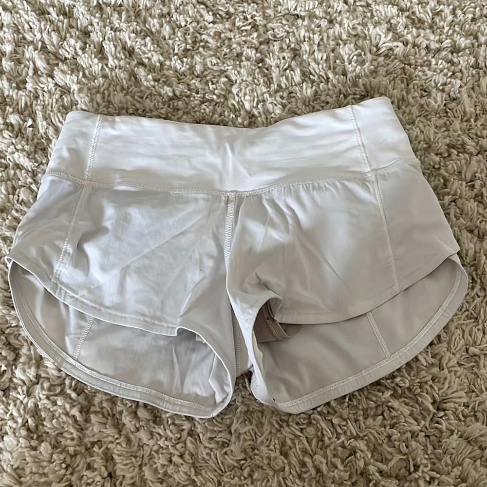 Lululemon Speed Ups 2.5 low rise White